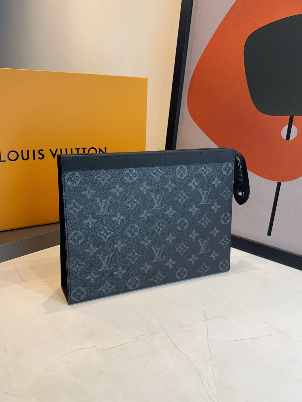 Pochette LV Voyage MM - Imagem 8