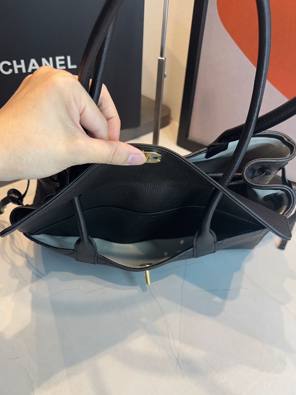 Bolsa Chanel Pequena Granulado - Imagem 36