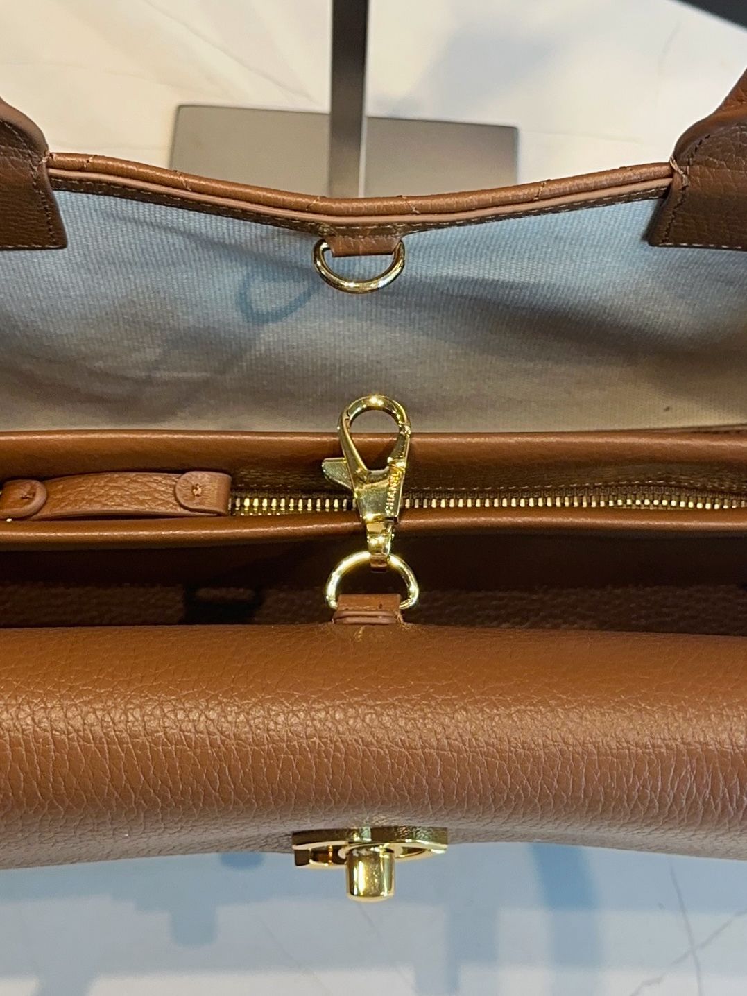 Bolsa Chanel Pequena Granulado - Imagem 25