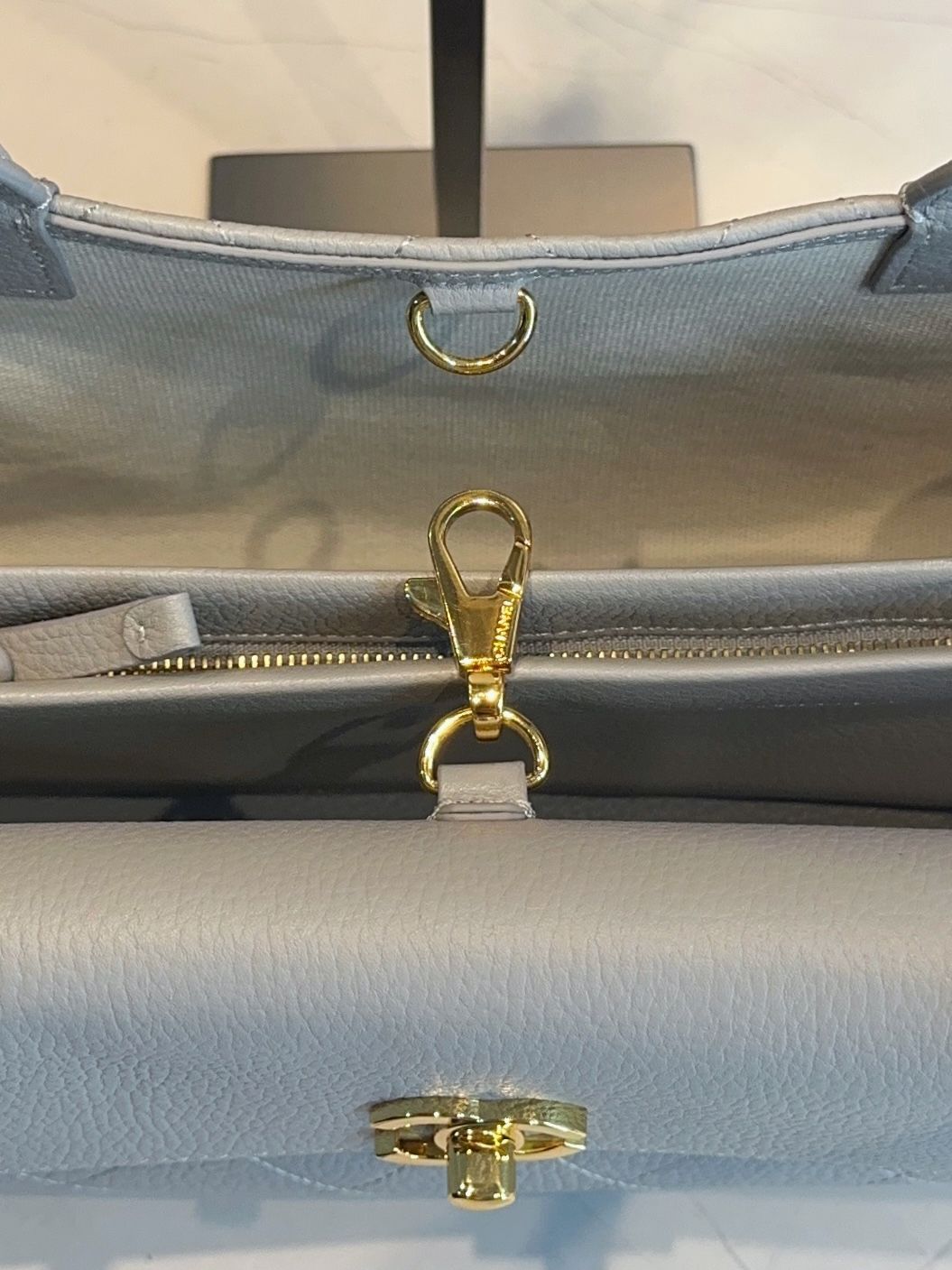Bolsa Chanel Pequena Granulado - Imagem 13