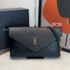 Bolsa YSL Clutch Envelope Cassandre G-Preto