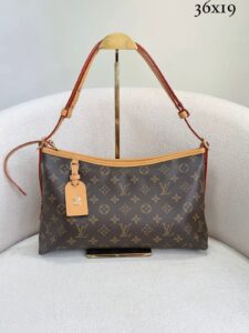 Bolsa LV Carryall East West Monograma 