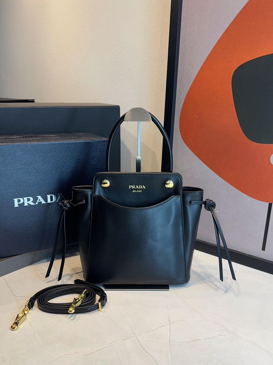 Bolsa Prada Carry Mini Couro - Imagem 2