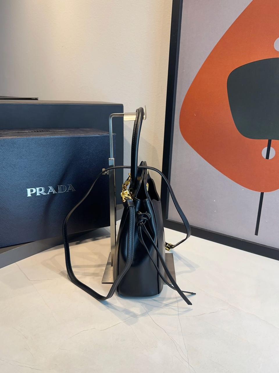 Bolsa Prada Carry Mini Couro - Imagem 4
