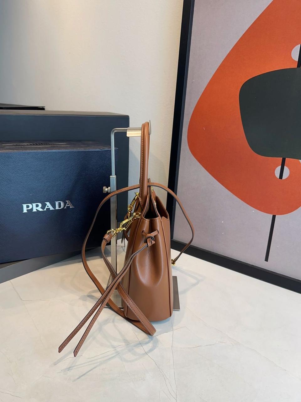 Bolsa Prada Carry Mini Couro - Imagem 24