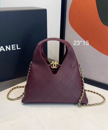 Bolsa Chanel Calfskin Chic Lady