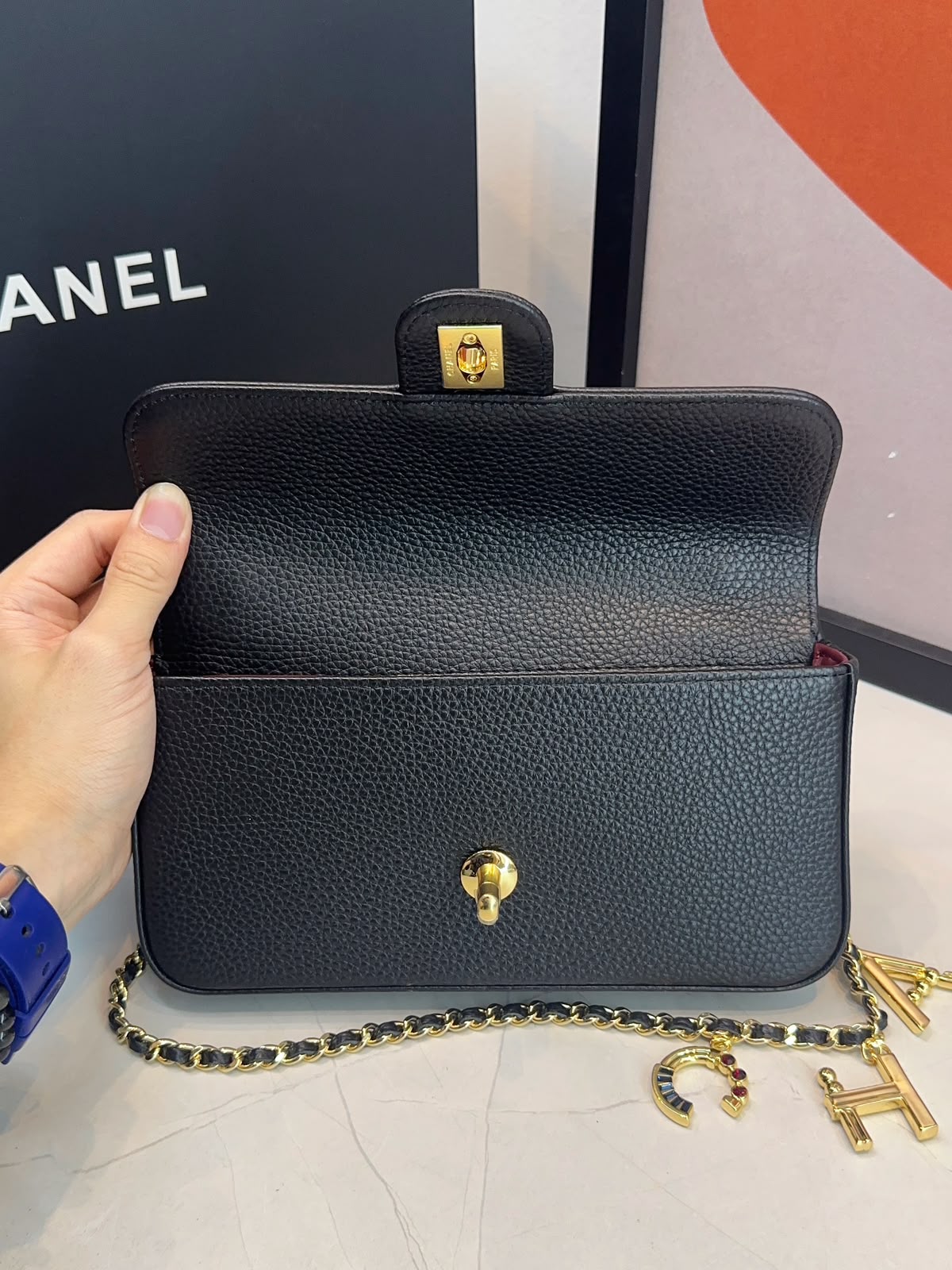 Bolsa Chanel Tiracolo flap Caviar - Imagem 9