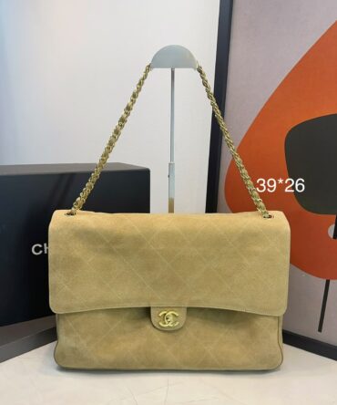 Bolsa Chanel Maxi Flap Souplissimo Camurça