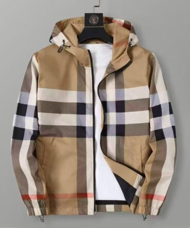 Jaqueta Corta Vento Burberry-Oferta